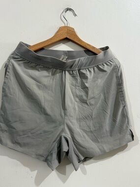CENTRIC Men's Athletic Shorts in Light Gray with Elastic Waistband